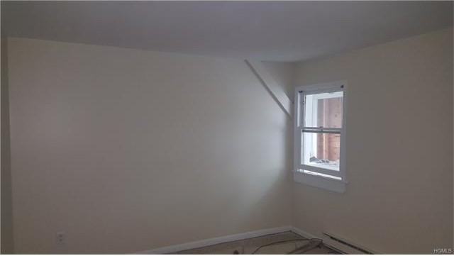 26 Railroad Ave - Photo 3 of 11