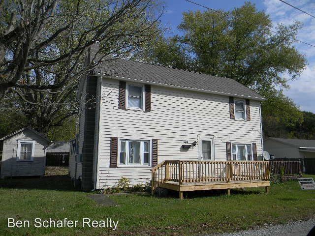 208 Brown St - Photo 2 of 12