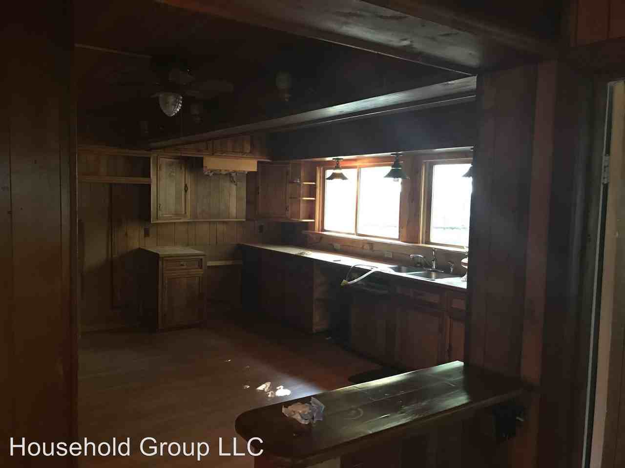 6324 Mentor Park Blvd - Photo 3 of 5