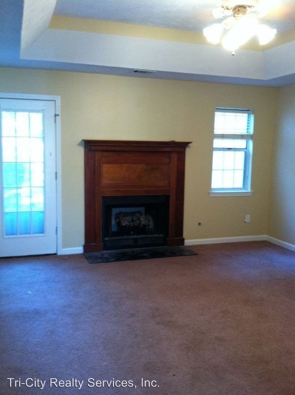 310 Lone Oak Dr - Photo 2 of 9