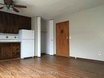 224 1st Ave E - Photo 2 of 2