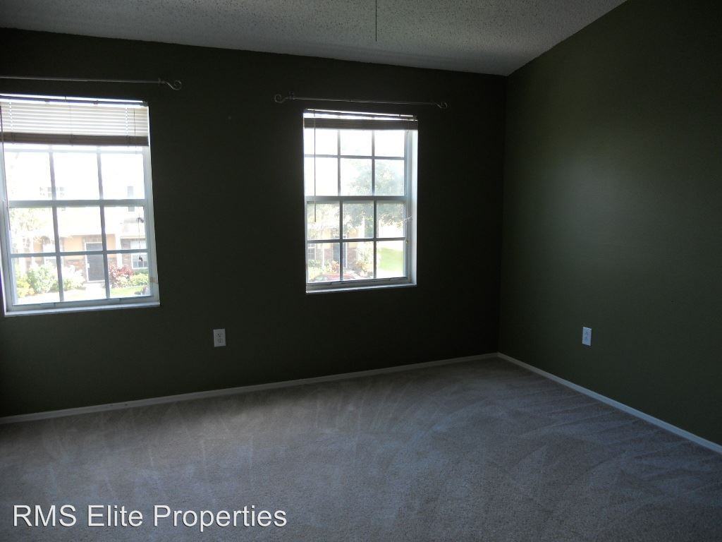 12430 Berkeley Square Dr - Photo 3 of 11