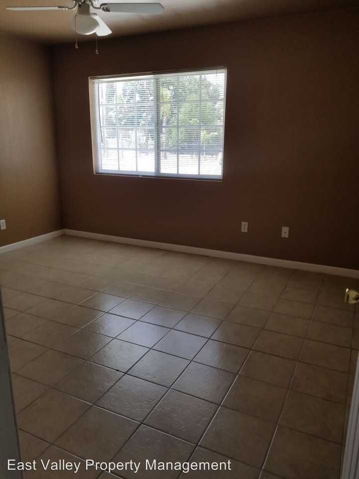 969 S Foisy St - Photo 2 of 15