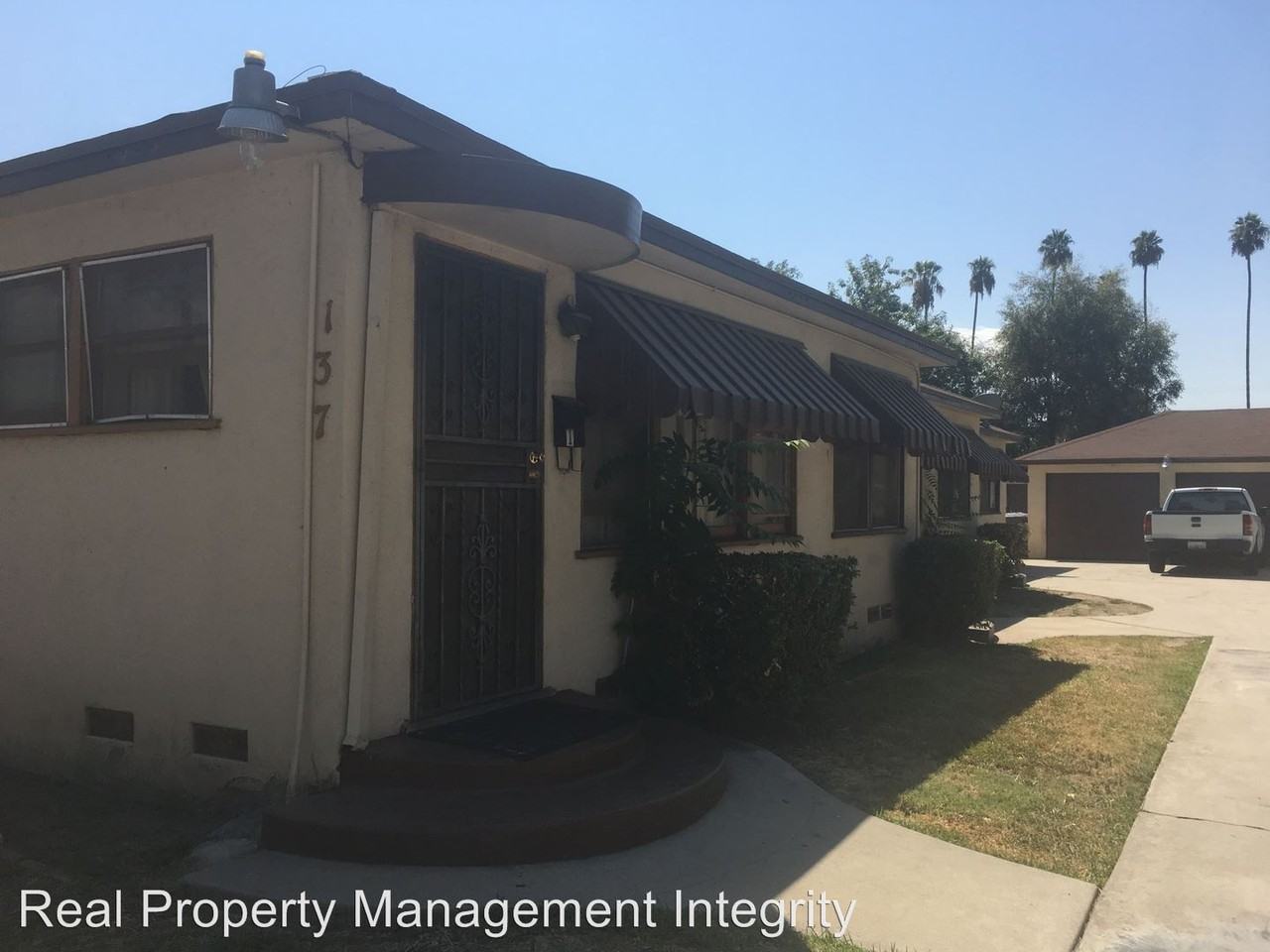 137 W. Olive Dr. - Photo 2 of 24