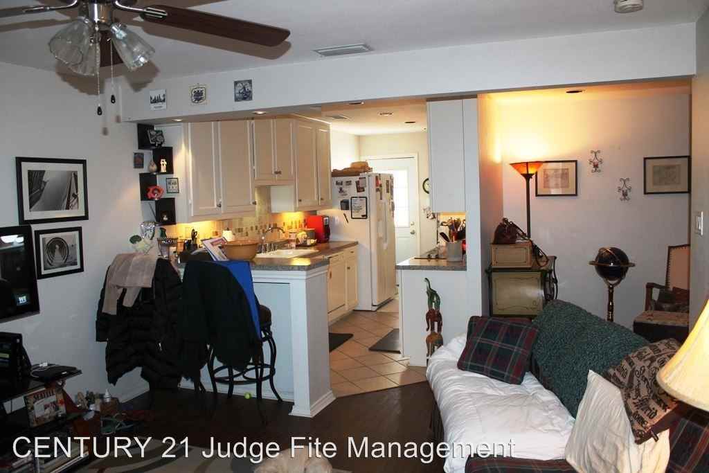 13610 Brookgreen Dr - Photo 3 of 10