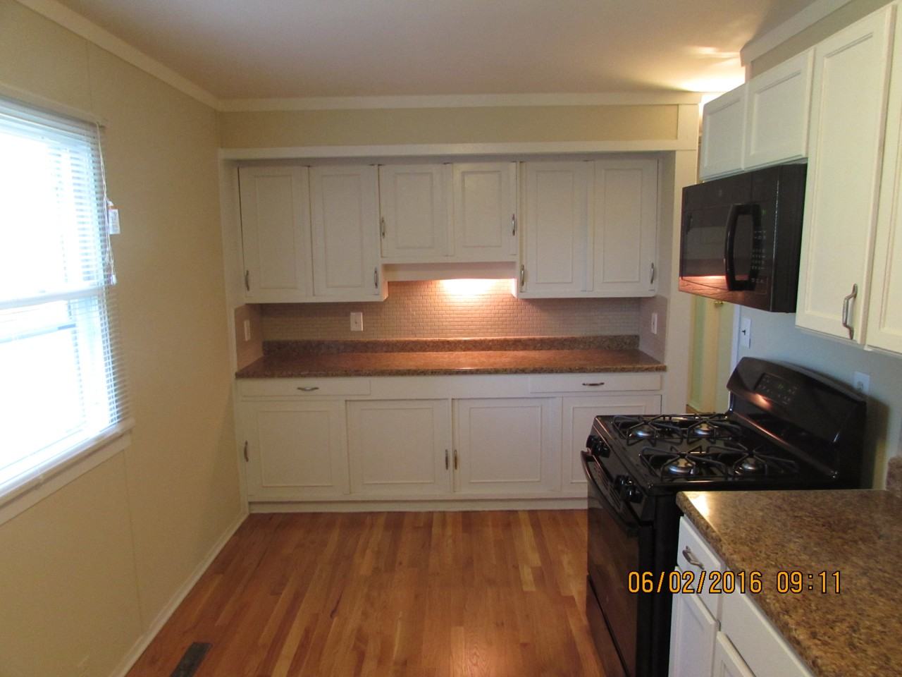 8401 E 71 Terrace - Photo 2 of 12