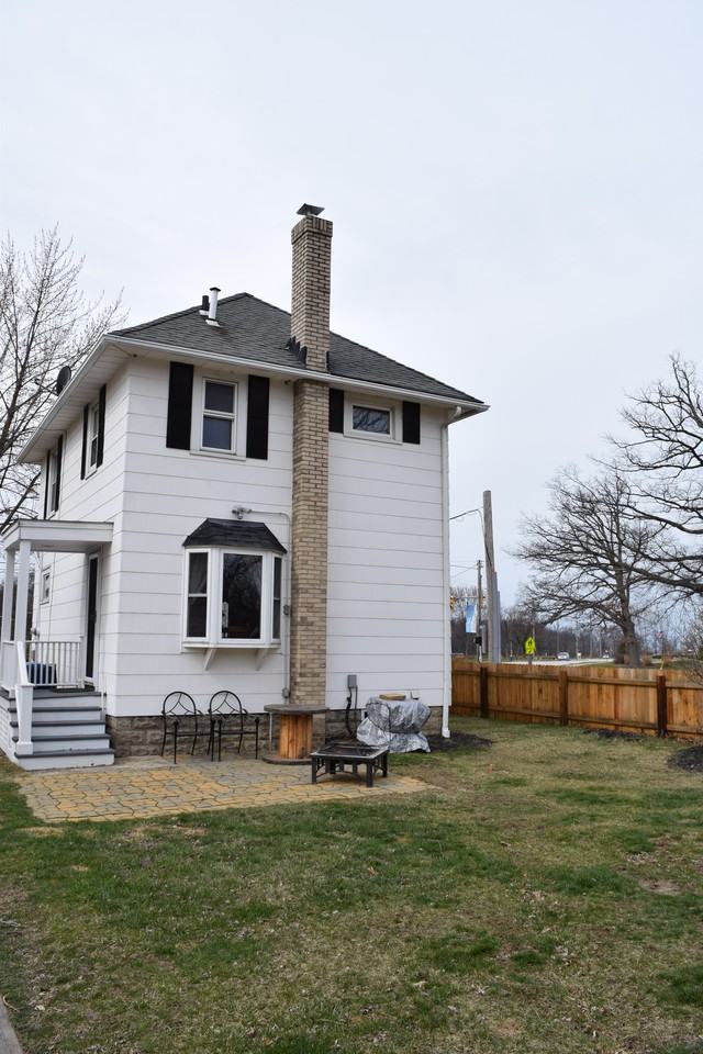 467 Cahoon Rd - Photo 2 of 18