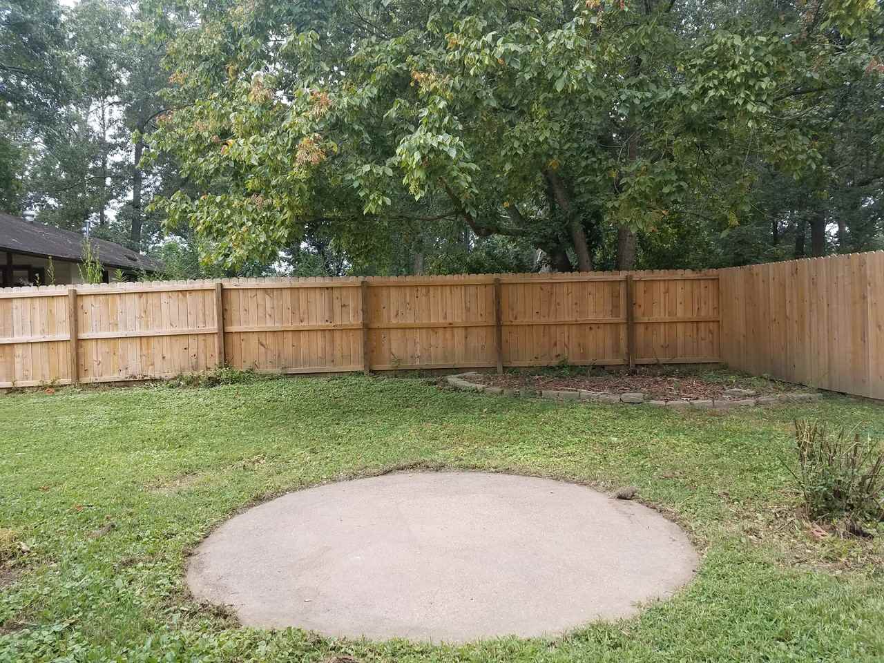 937 James Ave - Photo 3 of 9