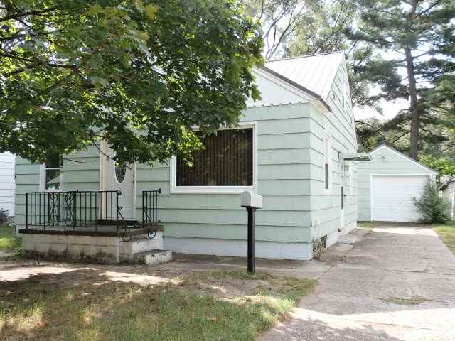 1237 James Ave - Photo 2 of 20