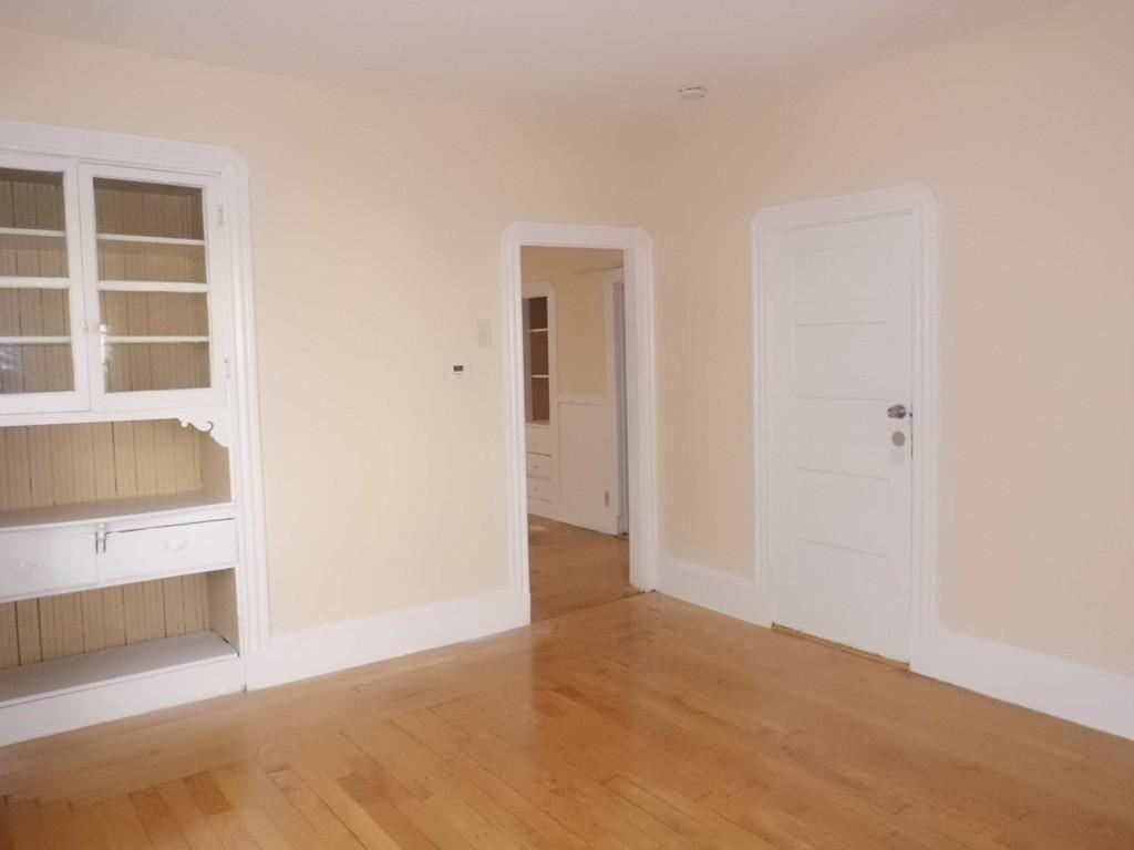 313 S Broadway #2ndFL - Photo 3 of 14