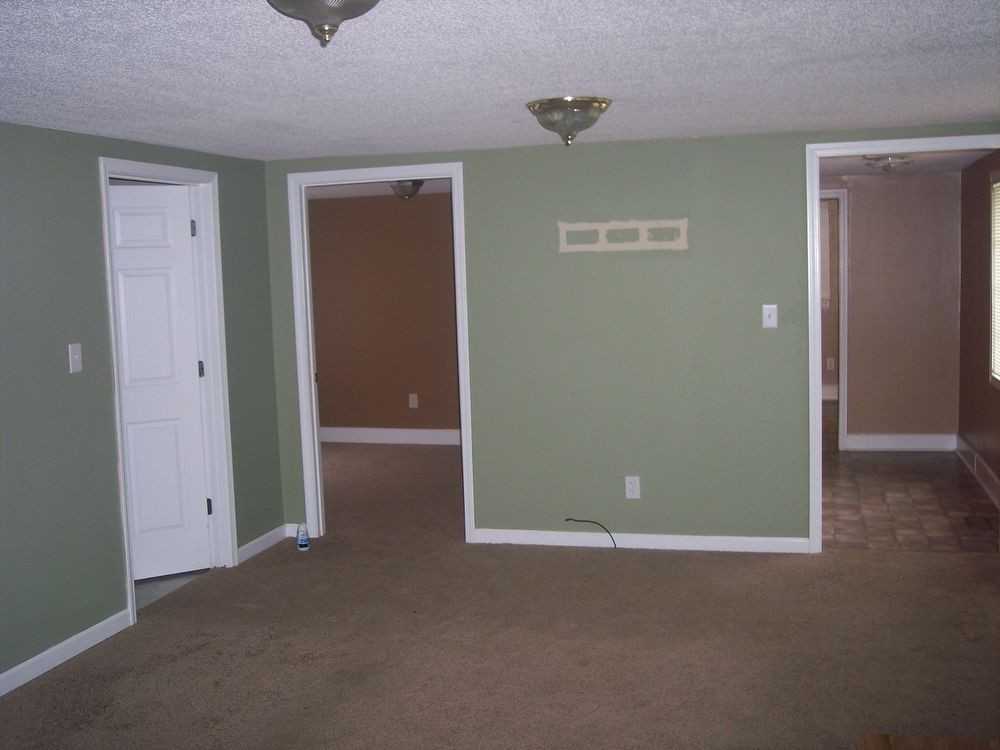 96 Morgan St - Photo 3 of 6