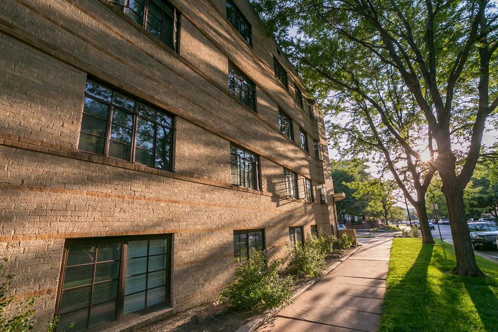 970 Penn - Photo 4 of 22