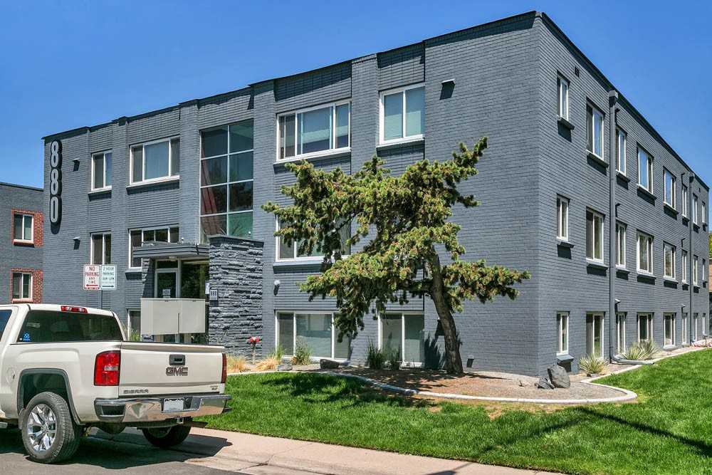 880 & 890 Dexter - Photo 3 of 30