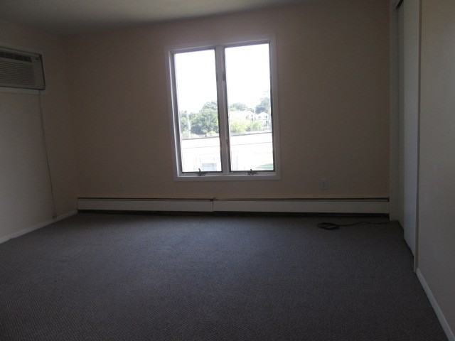 61 Hampton Rd - Photo 2 of 3