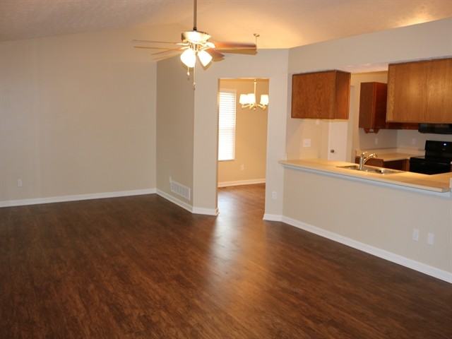 5417 Davidson Rd - Photo 2 of 12