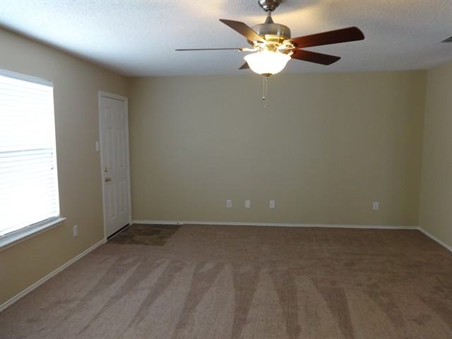 1324 Dakota Trail - Photo 2 of 9