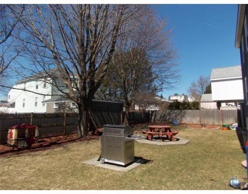 13 Thissell St #2 - Photo 2 of 14