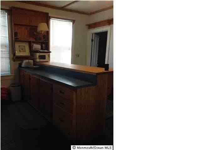 19 Water St - Photo 2 of 4