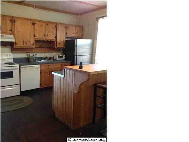 19 Water St - Photo 3 of 4