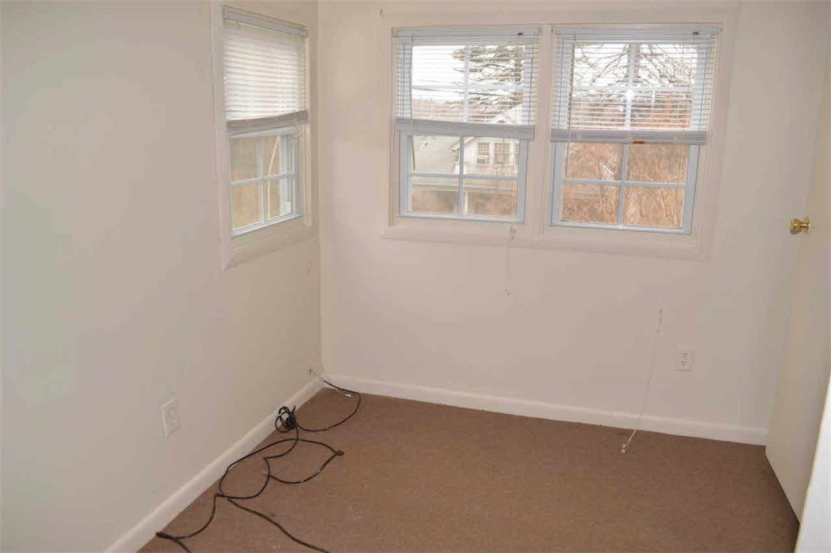 20 Parmelee Rd - Photo 3 of 8