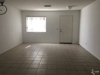 1165 Goldfield Way - Photo 3 of 6