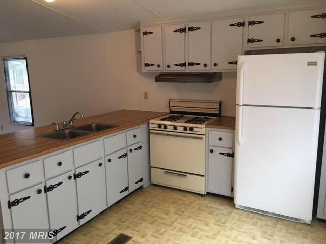 24846 Pinetown Rd - Photo 3 of 17