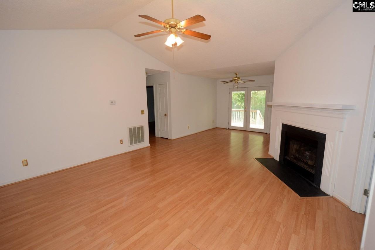 116 Peak St - Photo 2 of 17