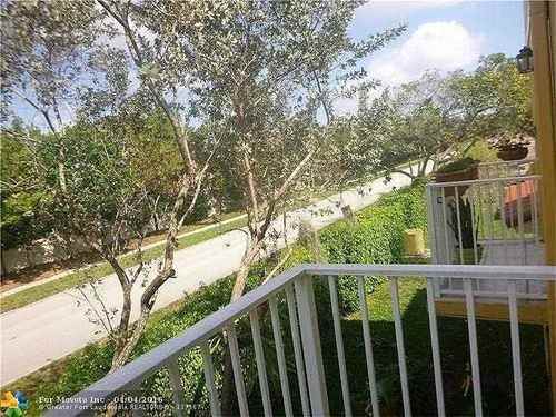 3845 NW 90th Ave - Photo 2 of 8