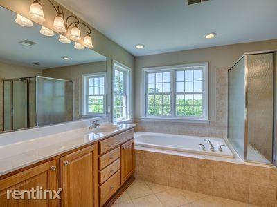 37117 Elaine Pl - Photo 3 of 12