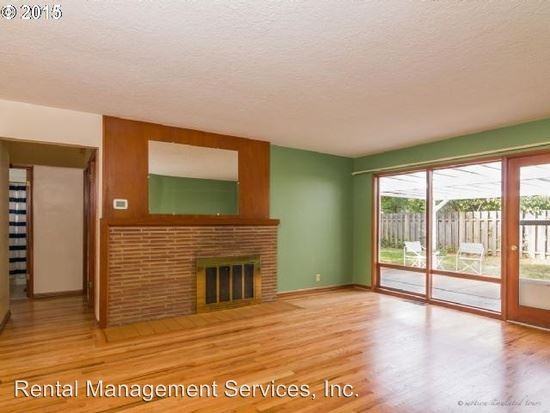 2211 NE 137th Ave - Photo 2 of 20