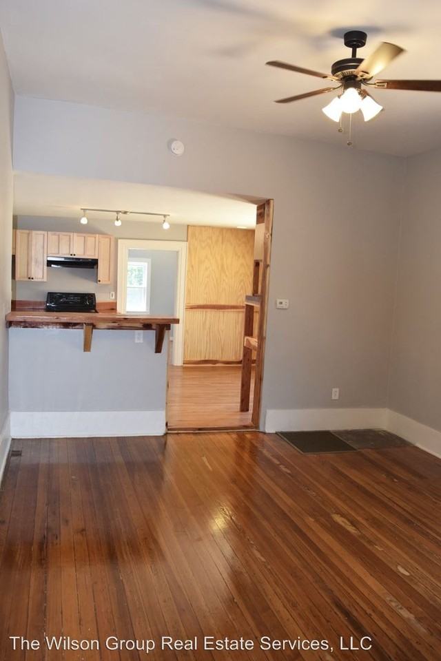 1705 11th Ave N - Photo 3 of 33
