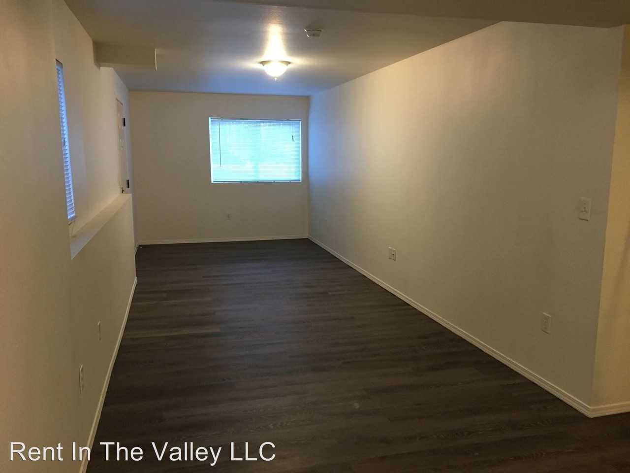 3474 N Brocton Ave - Photo 2 of 5