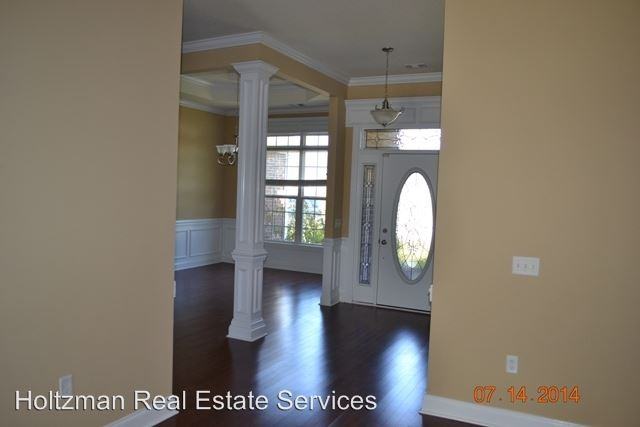 160 Pulaski St - Photo 2 of 16