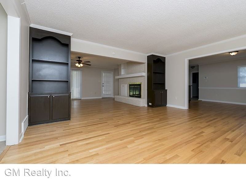 3753 Winderwood Cir - Photo 2 of 12