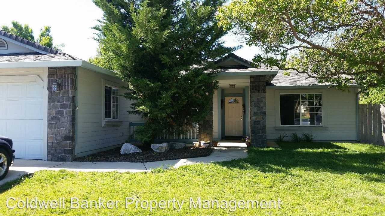 2750 Flagstone Ct - Photo 3 of 11