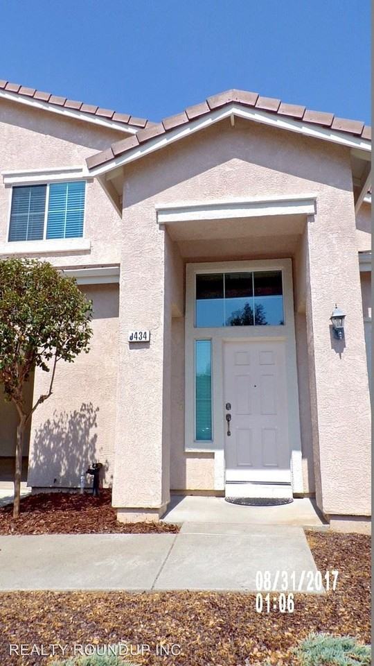 9434 Lakewind Ln - Photo 2 of 28