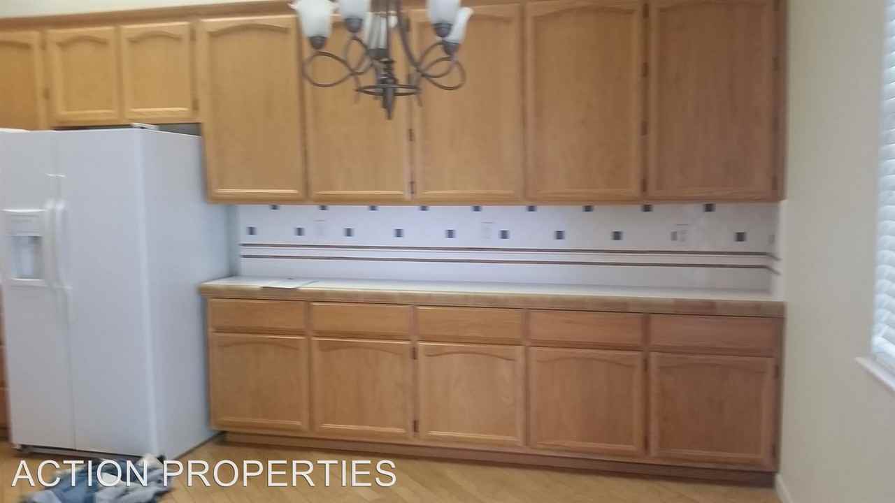 1041 Rudgwick Dr - Photo 2 of 4