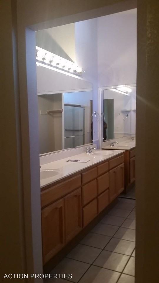 1041 Rudgwick Dr - Photo 3 of 4