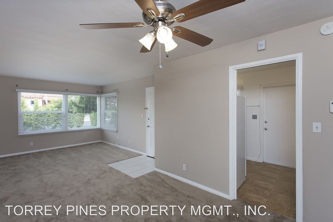 527 & 529 Rosemont - Photo 3 of 8