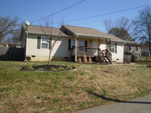 426 Haywood Ave - Photo 2 of 15