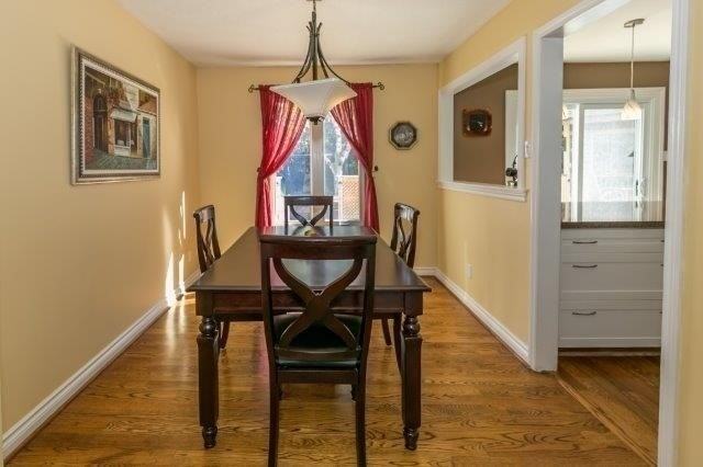 984 Jacarandah Drive - Photo 3 of 9