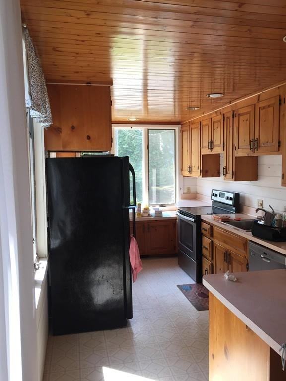 83 Elm St #1 - Photo 3 of 11