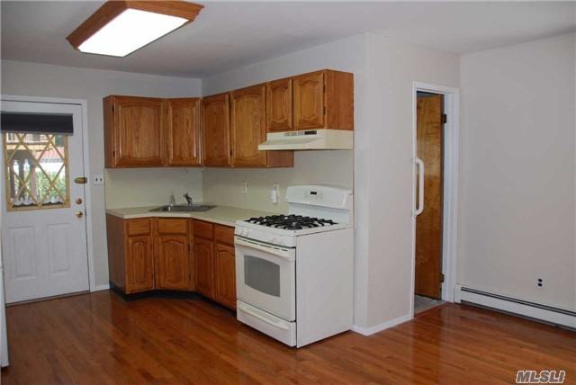 67 Irving Ave - Photo 2 of 13