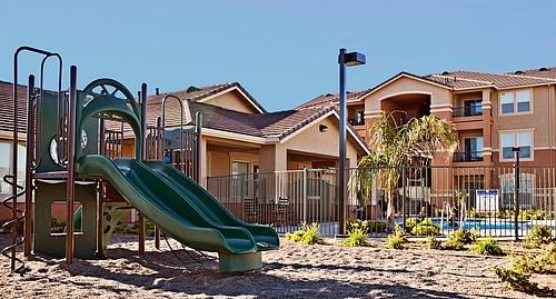 500 Bankside Way - Photo 3 of 14