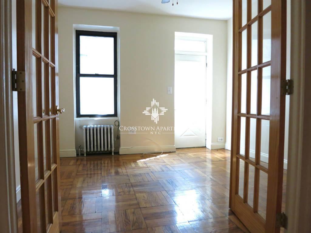 9th Ave & W 53rd St #1