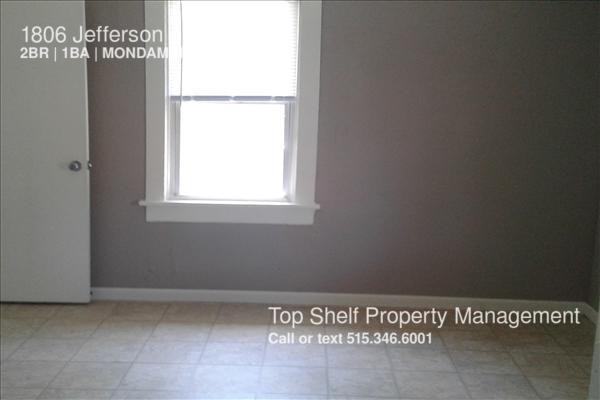 1806 Jefferson Ave - Photo 3 of 8