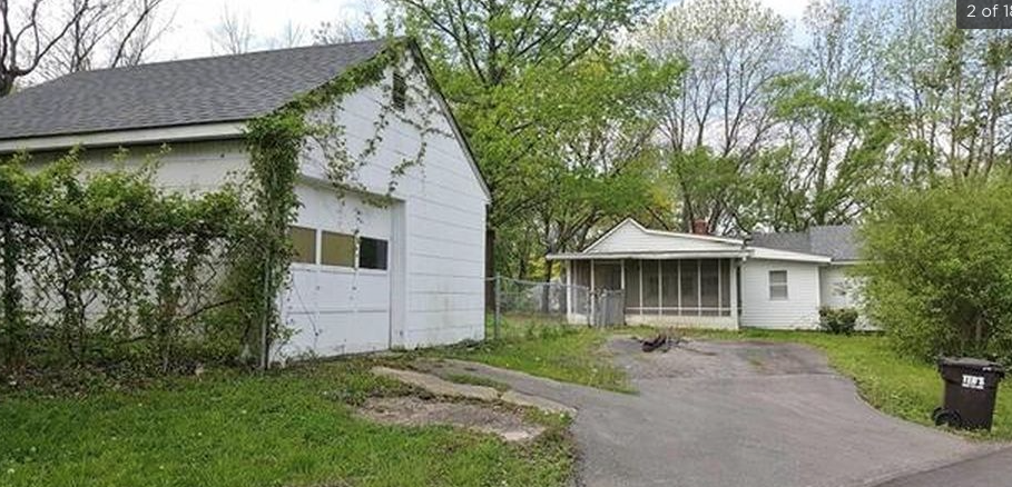 327 North Cedar Avenue - Photo 2 of 13