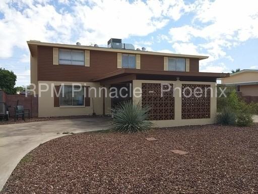 1119 E Bishop Dr