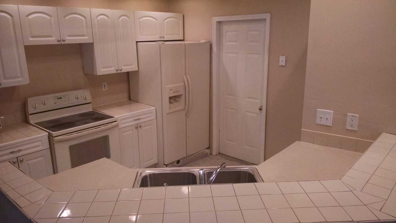 7441 Orlando Ave - Photo 3 of 14