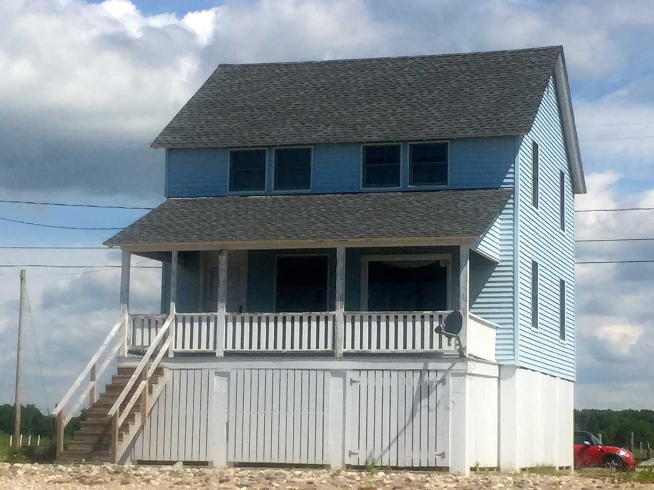 67 Circle Beach Rd - Photo 2 of 31